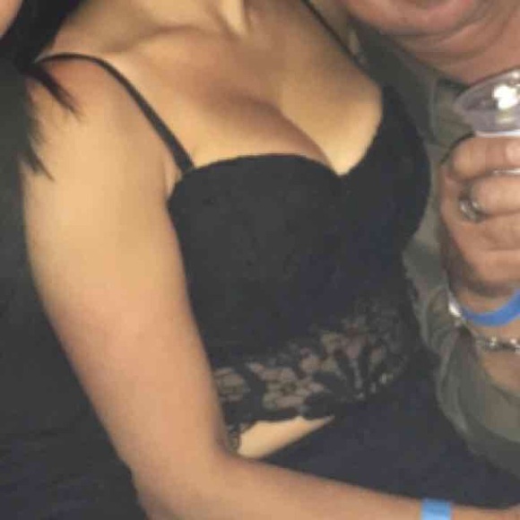 COPY - Bebe - Picture 4 of 4